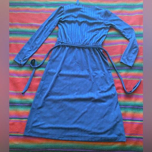VTG Sheer Polyester Blue Dress. S/M. Belt. Elastic Waist. Tagless. - Picture 16 of 16